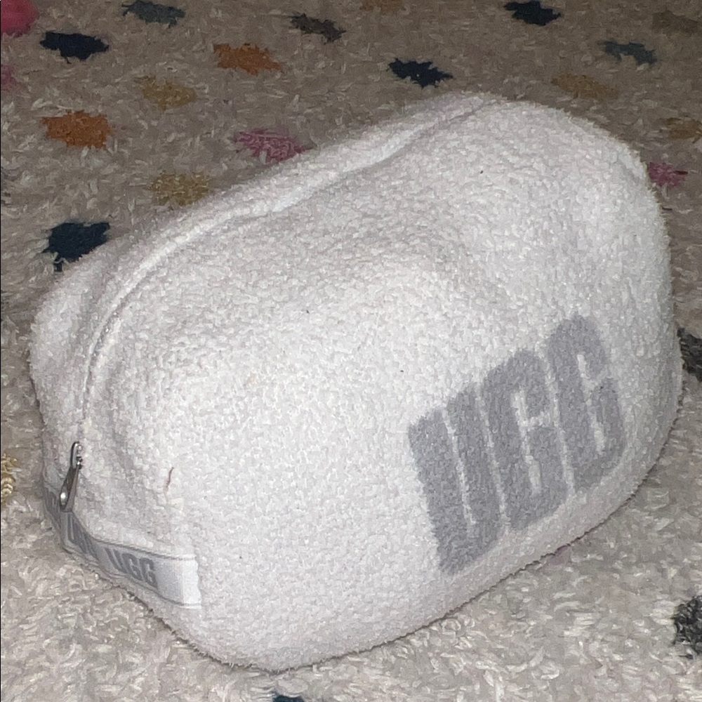 UGG Bode Terry Travel 4-Piece Gift Set